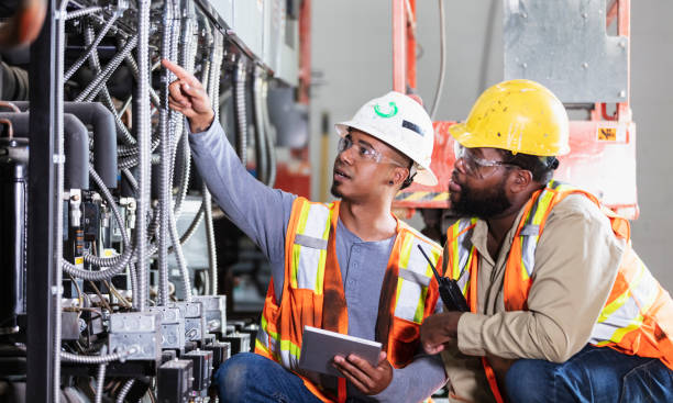 Best Local Electrician Companies  in Bithlo, FL